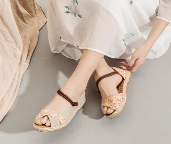 itnd3 sandals causal slippers thick bottom chunky heesl girls tianblooms print slide sandals outdoor beach flip flops7089428, Black
itnd3 sandals causal slippers thick bottom chunky heesl girls tianblooms print slide sandals outdoor beach flip flops7089428, Black