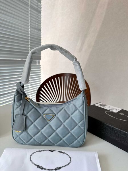 designer women handbag luxury hobo oxford bag ladies handbags fashion zipper tote personality available in 4 colors
designer women handbag luxury hobo oxford bag ladies handbags fashion zipper tote personality available in 4 colors