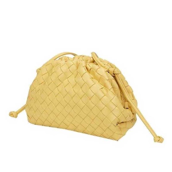 2022 designer venetas bottegas handbags handmade cloud weaving soft surface hold diagonal back evening bag one shoulder tide lxa0 18lil
2022 designer venetas bottegas handbags handmade cloud weaving soft surface hold diagonal back evening bag one shoulder tide lxa0 18lil
