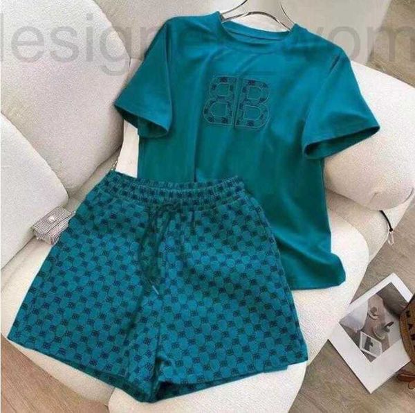 women's tracksuits designer new girls tracksuit women fashion street style sets short sleeve round neck elastic pants printed two piece, Gray
women's tracksuits designer new girls tracksuit women fashion street style sets short sleeve round neck elastic pants printed two piece, Gray