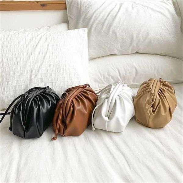 wanghong handbags venetas designer bottegas xiaojing laojiang yuko same wrinkled single shoulder diagonal span dumpling cloud hand 18lil
wanghong handbags venetas designer bottegas xiaojing laojiang yuko same wrinkled single shoulder diagonal span dumpling cloud hand 18lil