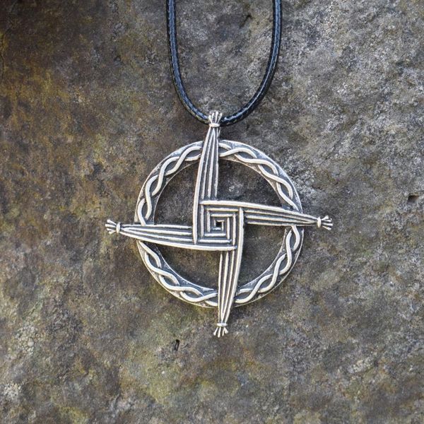 necklaces sanlan 12pcs celtics irish cross brigid's cross pendant necklaces talisman, Silver
necklaces sanlan 12pcs celtics irish cross brigid's cross pendant necklaces talisman, Silver