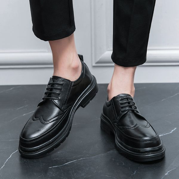 dress shoes british style brogue shoes business casual men's formal wedding dress round toe gentleman 230522, Black
dress shoes british style brogue shoes business casual men's formal wedding dress round toe gentleman 230522, Black