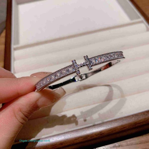 wholesale designer h ermes bracelets online store light luxury square zirconium full diamond letter bracelet delicate small fragrant wind h, Black
wholesale designer h ermes bracelets online store light luxury square zirconium full diamond letter bracelet delicate small fragrant wind h, Black