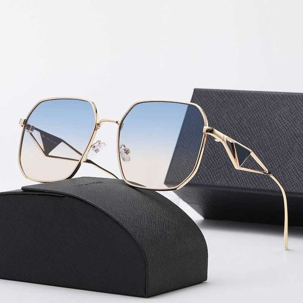 luxury designer prad sunglasses men's women's sunglasses metal fashion trend british travel driving sunglasses, White;black
luxury designer prad sunglasses men's women's sunglasses metal fashion trend british travel driving sunglasses, White;black