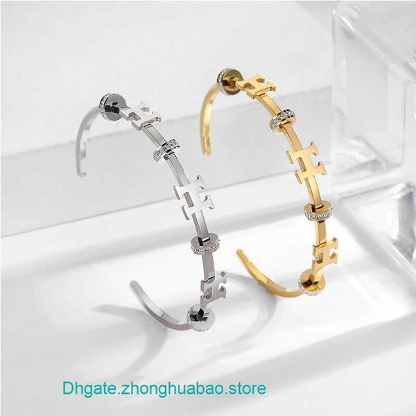 wholesale designer h ermes bracelets online store mud diamond opening titanium steel bracelet for female niche high-end 18k gold stainless w, Black
wholesale designer h ermes bracelets online store mud diamond opening titanium steel bracelet for female niche high-end 18k gold stainless w, Black