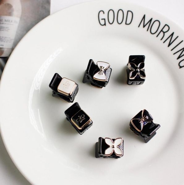 retro butterfly hair clips woman girl039s hairpins styling holding tools hair section claw clamps pro salon hair accessories5980432, Black;brown
retro butterfly hair clips woman girl039s hairpins styling holding tools hair section claw clamps pro salon hair accessories5980432, Black;brown