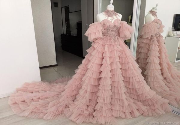 2020 new fashion curb shoulder a line layered ruffled evening dresses lace applique crystal highend custom prom dress9228418, Black;red
2020 new fashion curb shoulder a line layered ruffled evening dresses lace applique crystal highend custom prom dress9228418, Black;red