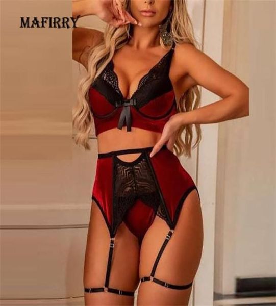 women lingeries set exotic underwear halter neck lace hollow bra thong outfit women erotic nightwear suit porno costume 24931265, Red;black
women lingeries set exotic underwear halter neck lace hollow bra thong outfit women erotic nightwear suit porno costume 24931265, Red;black
