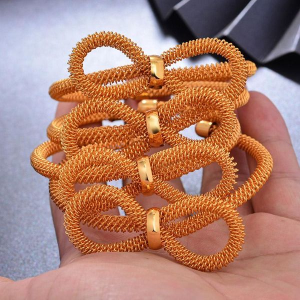 bangle wando 4pcs/lot twisted bracelet bangles for women dubai bangles ethiopian bracelets bangles african jewelry arab middle east, Black
bangle wando 4pcs/lot twisted bracelet bangles for women dubai bangles ethiopian bracelets bangles african jewelry arab middle east, Black