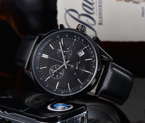 2023 new union watch men's leisure diamond watches gold steel case leather quartz wristwatch strap male relogio masculino citi4, Slivery;brown 
2023 new union watch men's leisure diamond watches gold steel case leather quartz wristwatch strap male relogio masculino citi4, Slivery;brown