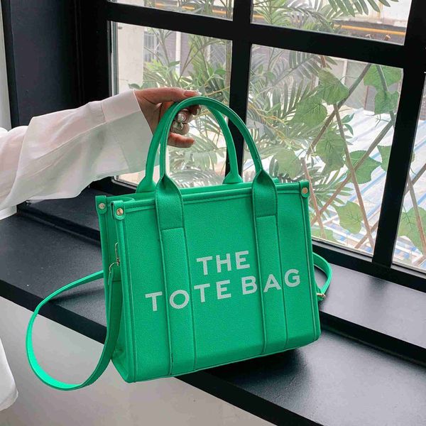 the tote marc this year's popular new women's bag small group carrying korean version large capacity one shoulder tote jacobsctn3j
the tote marc this year's popular new women's bag small group carrying korean version large capacity one shoulder tote jacobsctn3j