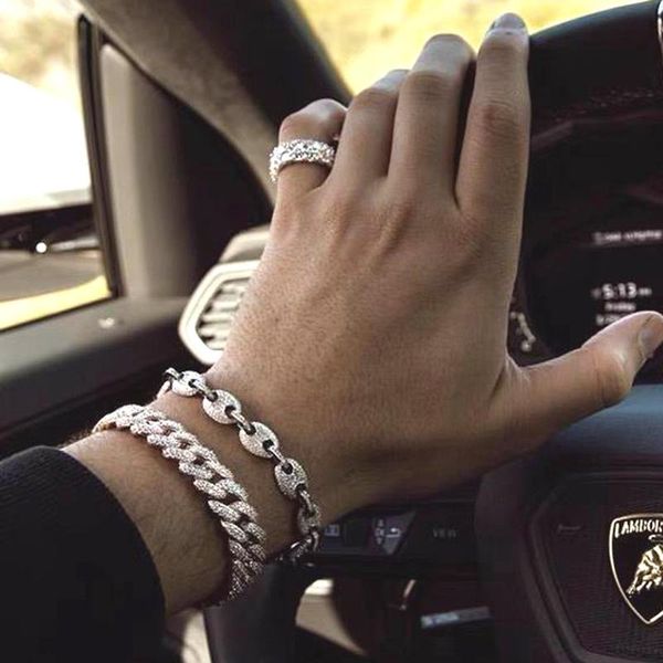 bangle new iced out bling hip hop gold silver color cz paved puffed marine link chain bracelet coffee bean chain mens women jewelry, Black
bangle new iced out bling hip hop gold silver color cz paved puffed marine link chain bracelet coffee bean chain mens women jewelry, Black