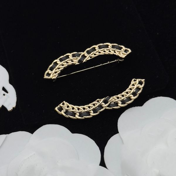 designer letters ccity pins brooches women banquet pin men suit brooche luxury jewelry party accessories woman man 63, Gray
designer letters ccity pins brooches women banquet pin men suit brooche luxury jewelry party accessories woman man 63, Gray