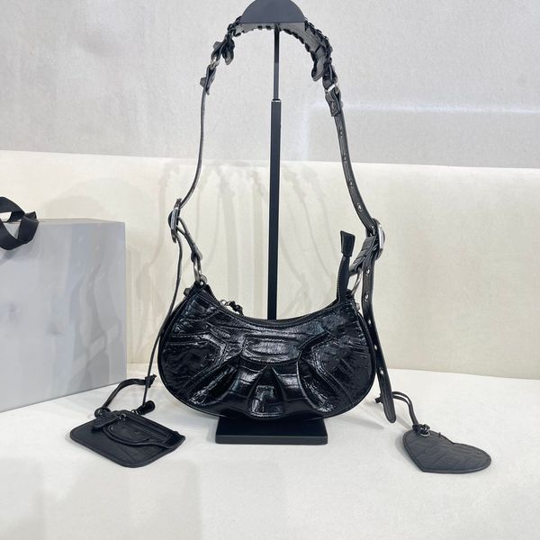 evening bag women's multifunctional diagonal shoulder bag multicolor square lovely exquisite large capacity
evening bag women's multifunctional diagonal shoulder bag multicolor square lovely exquisite large capacity