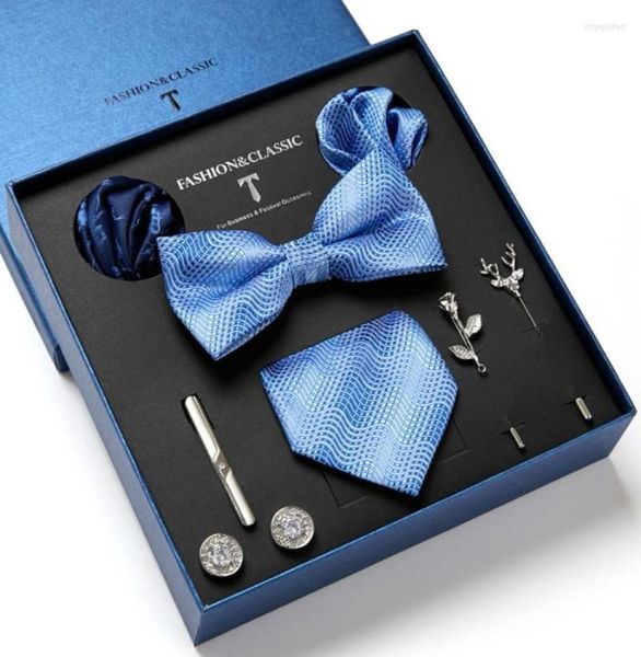 bow ties high grade luxry holiday father gift silk tie hanky cufflinks clips and lapel pin bowtie set necktie fit formal wedding2589476, Black;gray
bow ties high grade luxry holiday father gift silk tie hanky cufflinks clips and lapel pin bowtie set necktie fit formal wedding2589476, Black;gray