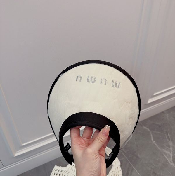 women's fashion miu letter sun hat designer beanie cap uv protection sun mask hollow women's versatile solid color sun mask duck t, Blue;gray
women's fashion miu letter sun hat designer beanie cap uv protection sun mask hollow women's versatile solid color sun mask duck t, Blue;gray