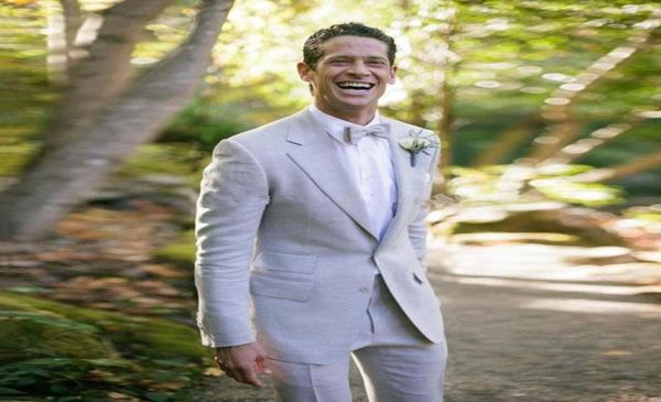 new latest design two buttons light grey wedding groom tuxedos notch lapel groomsmen mens dinner blazer suits jacketpantstie 43372527, Black;gray
new latest design two buttons light grey wedding groom tuxedos notch lapel groomsmen mens dinner blazer suits jacketpantstie 43372527, Black;gray