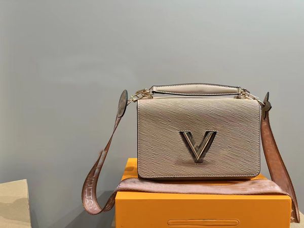 twist crossbody bag women shoulder bags genuine leather dot pattern fashion letters silver hardware classic handbags purse interior zip pock
twist crossbody bag women shoulder bags genuine leather dot pattern fashion letters silver hardware classic handbags purse interior zip pock