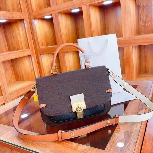 designer design women's diagonal bag classic fashion versatile flower letter handbag high end atmosphere european and american style., Black;red
designer design women's diagonal bag classic fashion versatile flower letter handbag high end atmosphere european and american style., Black;red