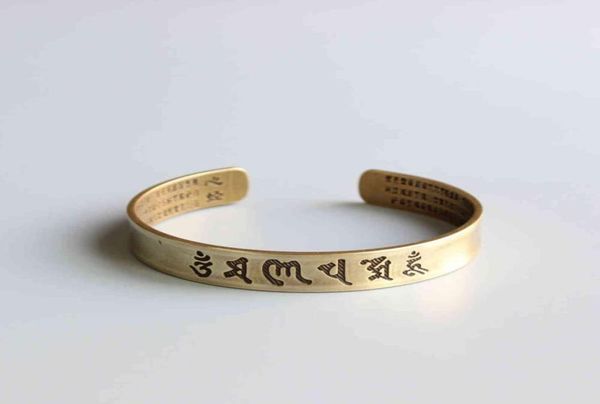 tibetan handmade brass carved the heart of prajna paramita sutra bracelets for men women om mani padme hum bangle jewelry6708115, Golden;silver
tibetan handmade brass carved the heart of prajna paramita sutra bracelets for men women om mani padme hum bangle jewelry6708115, Golden;silver
