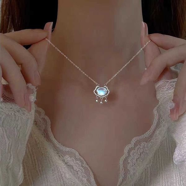 necklaces opal pendant necklace clavicle chain women fashion simple bell jewelry temperature party wedding gift g220524, Silver
necklaces opal pendant necklace clavicle chain women fashion simple bell jewelry temperature party wedding gift g220524, Silver