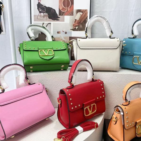 high-quality handbag fashion new retro rivet black pu handbag joker shoulder bag small square bag
high-quality handbag fashion new retro rivet black pu handbag joker shoulder bag small square bag