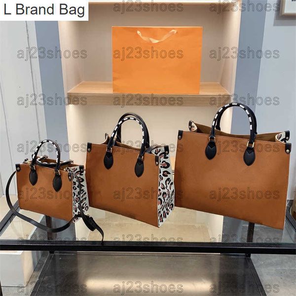 l brand bag onthego pm mm tote bag since 1854 jacquard leopard/coin/ancient building hand and shoulder carry leopard business shopping luxur, Black
l brand bag onthego pm mm tote bag since 1854 jacquard leopard/coin/ancient building hand and shoulder carry leopard business shopping luxur, Black