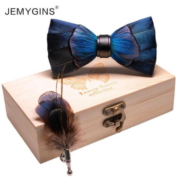 bow ties jemygins original design fashion mens bow tie handcut dark blue feather bow brooch set wedding party accessories gift l24933675, Black;gray
bow ties jemygins original design fashion mens bow tie handcut dark blue feather bow brooch set wedding party accessories gift l24933675, Black;gray
