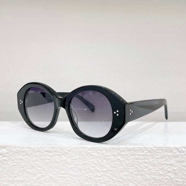 sunglasses for men women summer 40240 designers style anti-ultraviolet retro plate full frame random box, White;black
sunglasses for men women summer 40240 designers style anti-ultraviolet retro plate full frame random box, White;black