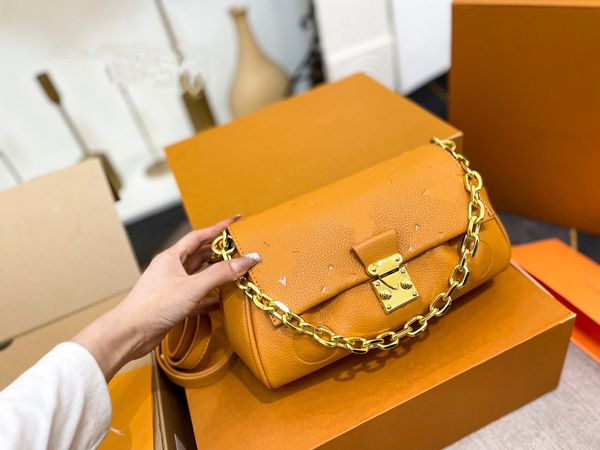 favorite bag embossed soft grain cow leather chain bag women shoulder crossbody bag designer handbag presbyopia shoulder bag messenger bag m
favorite bag embossed soft grain cow leather chain bag women shoulder crossbody bag designer handbag presbyopia shoulder bag messenger bag m