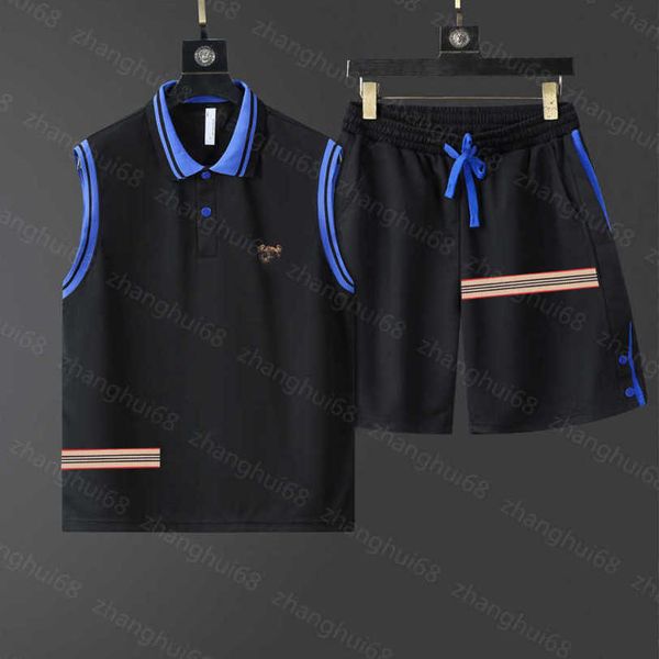 23ss mens designer tracksuit mens tracksuit color matching striped lapels bear embroidery vest elastic waist drawstring shorts set men clot, Gray
23ss mens designer tracksuit mens tracksuit color matching striped lapels bear embroidery vest elastic waist drawstring shorts set men clot, Gray