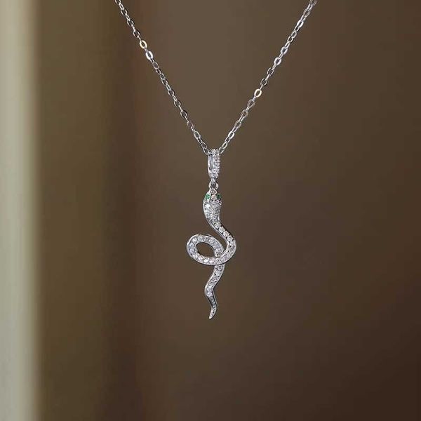 necklaces jwer elegent punk rhinestone snake pendant animal crystal necklace fashion women's birthday party gift designer jewelry g2205, Silver
necklaces jwer elegent punk rhinestone snake pendant animal crystal necklace fashion women's birthday party gift designer jewelry g2205, Silver