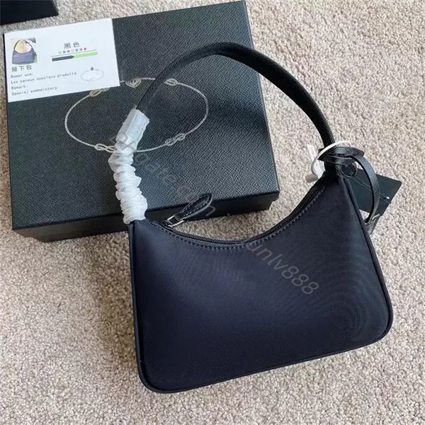re-edition nylon 2000 underarm bag handbags three-piece set nylon womens men 2005 shoulder bags classic cleo designer hobo totes wallet cros
re-edition nylon 2000 underarm bag handbags three-piece set nylon womens men 2005 shoulder bags classic cleo designer hobo totes wallet cros