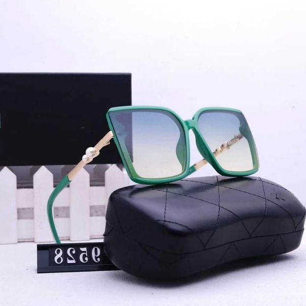 designer brand fashion sunglasses luxury outdoor summer channel woman cool men cycle luxurious highdefinition polarized small fragrance pear, White;black
designer brand fashion sunglasses luxury outdoor summer channel woman cool men cycle luxurious highdefinition polarized small fragrance pear, White;black