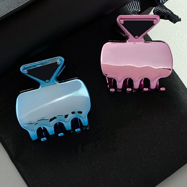 new style p-letter triangle clamps women hair jewelry gold silver colors metal designers clamp for girls side clips headband hairpin haircli, Slivery;golden
new style p-letter triangle clamps women hair jewelry gold silver colors metal designers clamp for girls side clips headband hairpin haircli, Slivery;golden
