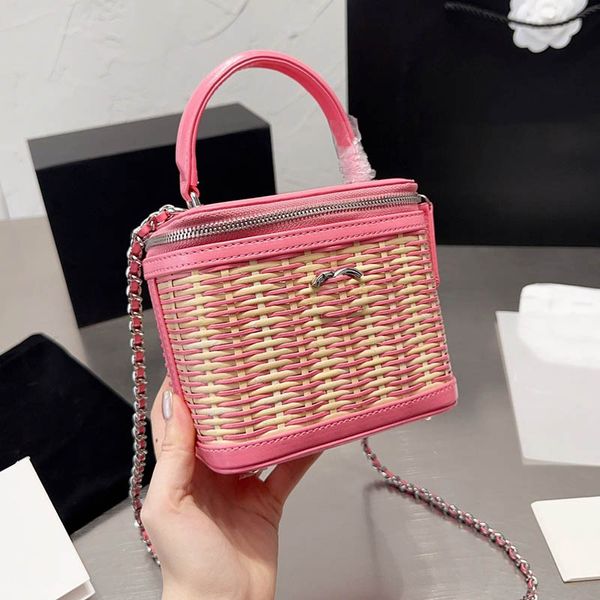 rattan woven vintage women mini cosmetic bag patchwork leather quilted portable designer purse luxury handbag crossbody fanny pack suitcases
rattan woven vintage women mini cosmetic bag patchwork leather quilted portable designer purse luxury handbag crossbody fanny pack suitcases