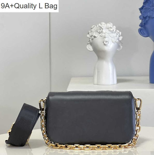 2023 new 9a l bag level replication designer cross body bag 20cm wallet on strap bubblegram luxury shoulder handbags m81398 wl166, Black
2023 new 9a l bag level replication designer cross body bag 20cm wallet on strap bubblegram luxury shoulder handbags m81398 wl166, Black