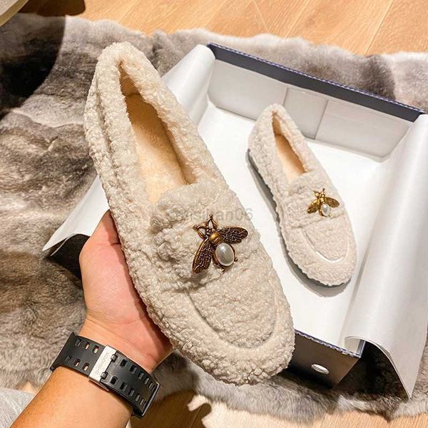 dress shoes 2022 new women's winter plush wear non slip warm flat bottomed snow boots fashion belongs to decorative design large 41-43, Black
dress shoes 2022 new women's winter plush wear non slip warm flat bottomed snow boots fashion belongs to decorative design large 41-43, Black