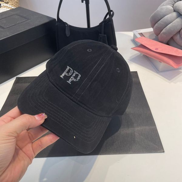 designer sun hat luxury hat men women duck tongue hat outdoor travel sun protection sun hat solid color letters fashion classic fine hat, Blue;gray
designer sun hat luxury hat men women duck tongue hat outdoor travel sun protection sun hat solid color letters fashion classic fine hat, Blue;gray