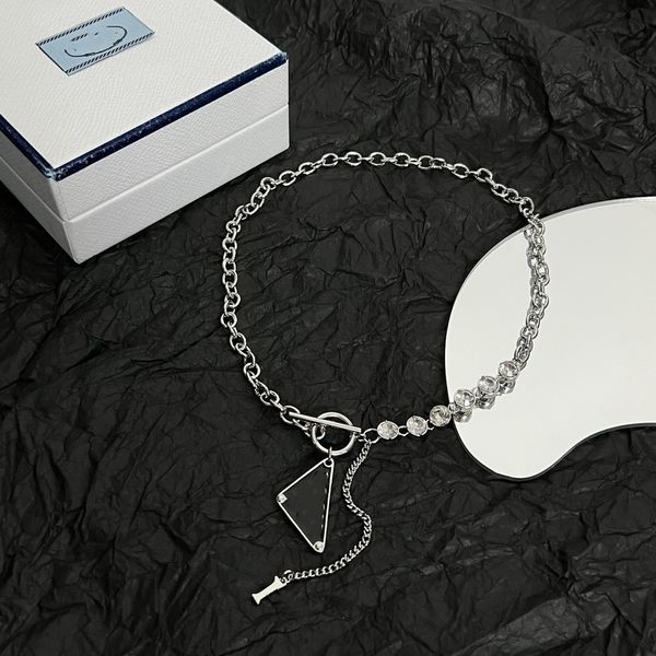 2023 pendant necklaces fashion for man woman prad inverted triangle designers brand jewelry highly quality ap2, Silver
2023 pendant necklaces fashion for man woman prad inverted triangle designers brand jewelry highly quality ap2, Silver