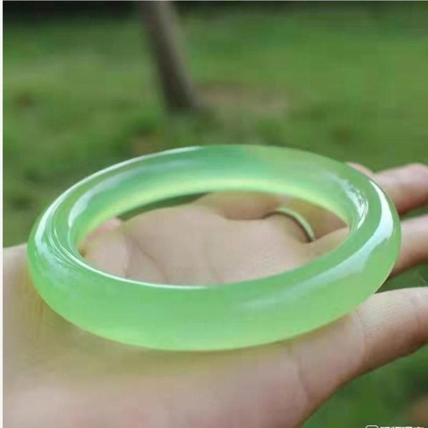 5662mm natural handmade apple green quartzite jade bracelet ship ping a92856556, Black
5662mm natural handmade apple green quartzite jade bracelet ship ping a92856556, Black