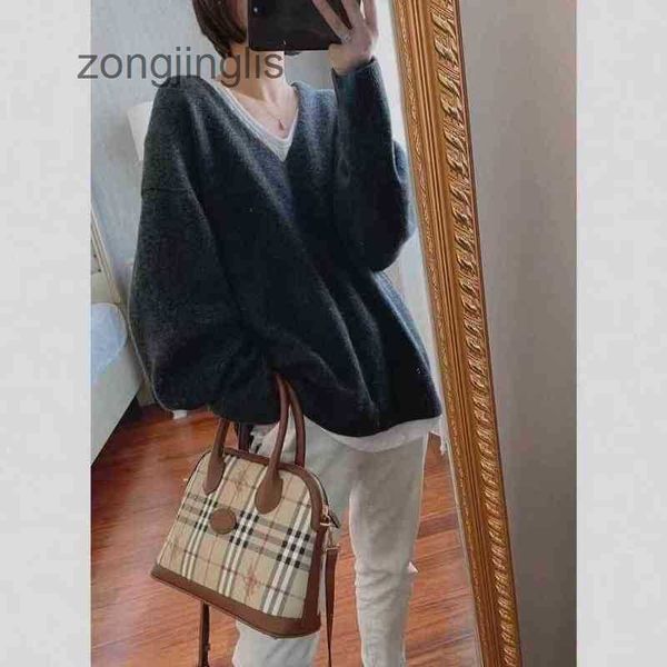 cowhide classic ladies classic burbrerys show golden bag style with war horse lattice shell versatile wome have shoulder bags innt
cowhide classic ladies classic burbrerys show golden bag style with war horse lattice shell versatile wome have shoulder bags innt