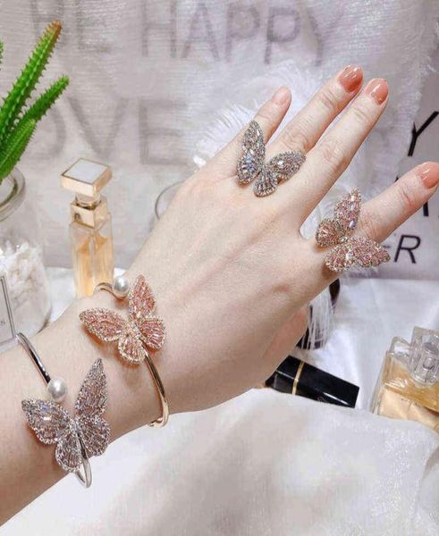 japanesekorea fashion jewelry elegant crystal butterfly adjustable banglebracelet for women pearl zirconia bracelet2008539, Golden;silver
japanesekorea fashion jewelry elegant crystal butterfly adjustable banglebracelet for women pearl zirconia bracelet2008539, Golden;silver