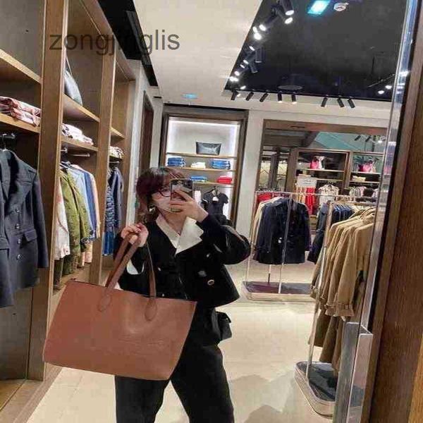 leather classic ladies designer burbrerys bag suitable for leisure full letter tote single large work shoulder bags 2w50
leather classic ladies designer burbrerys bag suitable for leisure full letter tote single large work shoulder bags 2w50
