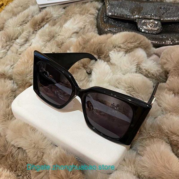 wholesale y s l designer sunglasses for us 23 year new big frame black super poplar forest sunglasses personalized wind mesh red show thin w, White;black
wholesale y s l designer sunglasses for us 23 year new big frame black super poplar forest sunglasses personalized wind mesh red show thin w, White;black