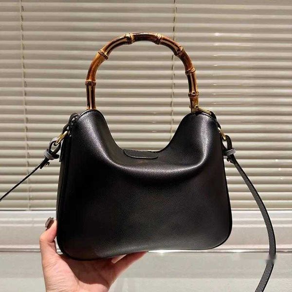 2023-bamboo tote shopping bag plain shoulder bags genuine leather internal zipper pocket vegetable basket women shoulder bags new handbags p
2023-bamboo tote shopping bag plain shoulder bags genuine leather internal zipper pocket vegetable basket women shoulder bags new handbags p