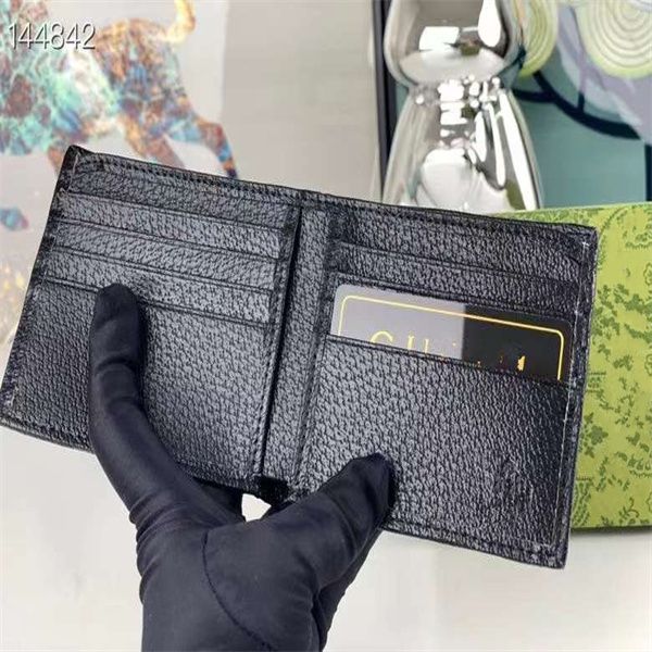 fashion wallets men animal designers fashion short wallet leather women luxury purse card holders with gift box quality, Red;black
fashion wallets men animal designers fashion short wallet leather women luxury purse card holders with gift box quality, Red;black