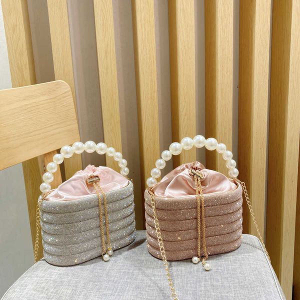 french niche water diamond birdcage bag 2023 new wave diamond banquet bag bling flash diamond handbag shoulder bag 230524
french niche water diamond birdcage bag 2023 new wave diamond banquet bag bling flash diamond handbag shoulder bag 230524