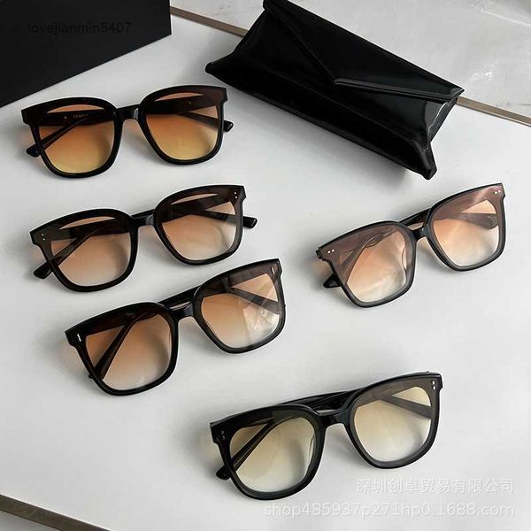 2023fashion sunglasses 50% retailkorean sunset color sunglass female gm star net red same male sunscreen sense ins glass, White;black
2023fashion sunglasses 50% retailkorean sunset color sunglass female gm star net red same male sunscreen sense ins glass, White;black